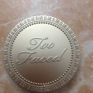Too Faced Snow Bunny Bronzer